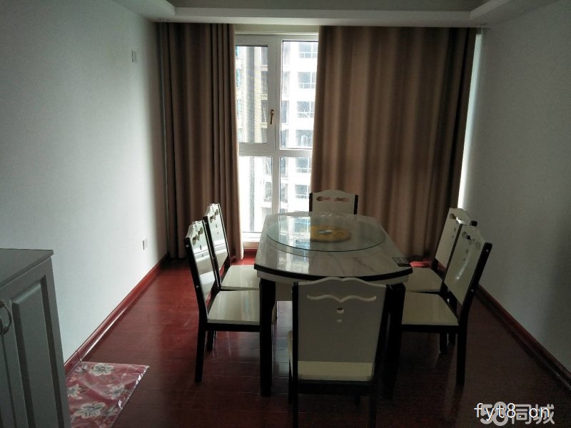 一小对面 公园大地超好楼层 新房精装修无住人南北通透带车位